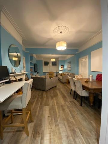The House - Southampton Villa Екстериор снимка